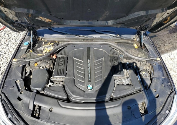 BMW Seria 7 cena 68000 przebieg: 121526, rok produkcji 2017 z Góra małe 67